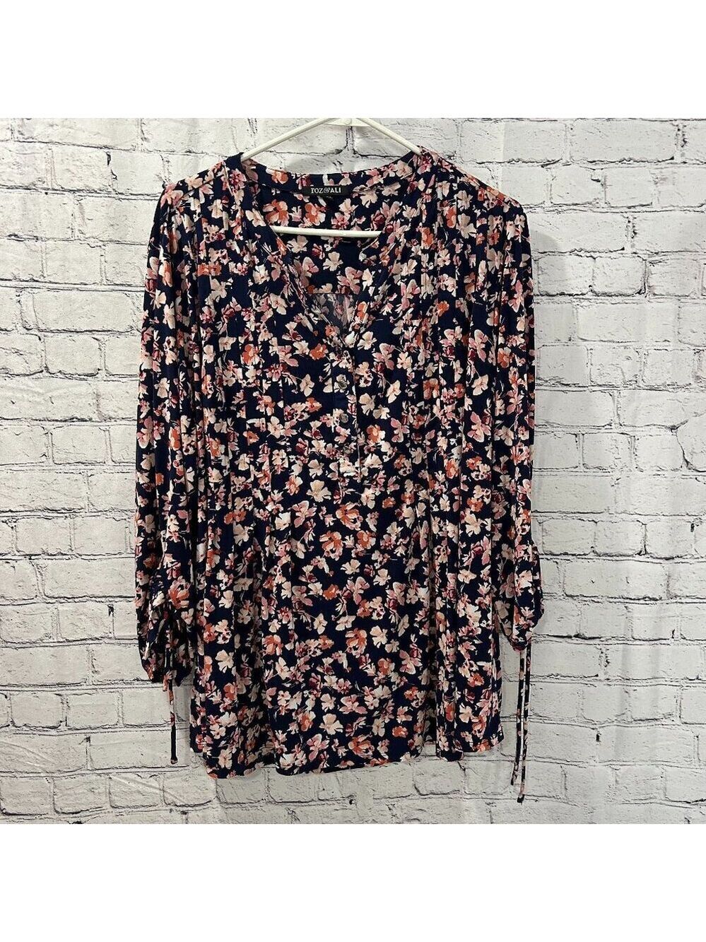 Ladies Roz & Ali blouse Size 3X